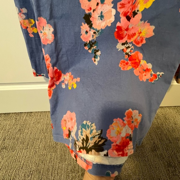 Joules 3/4 length floral top - Picture 3 of 3